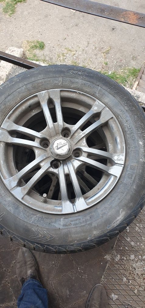 Продам шины летние, на дисках один сезон, сост новых TUNGA R13 175/70
