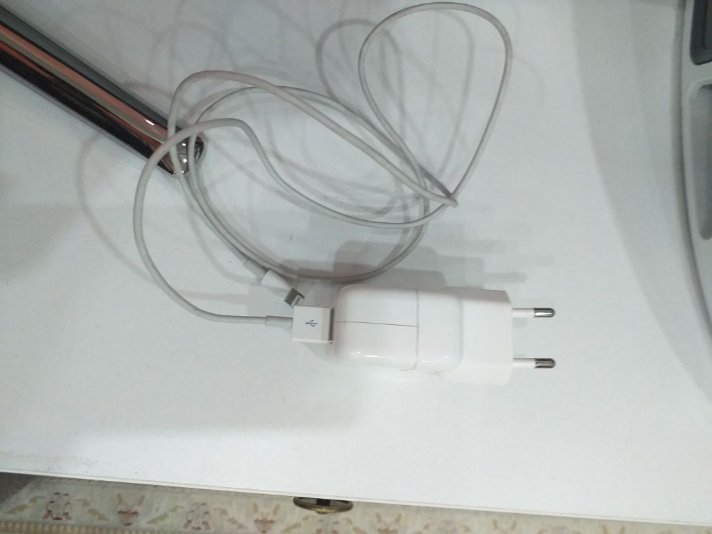 Зарядное устройство на Айфон,  Apply оригинал 100% есть доставка
