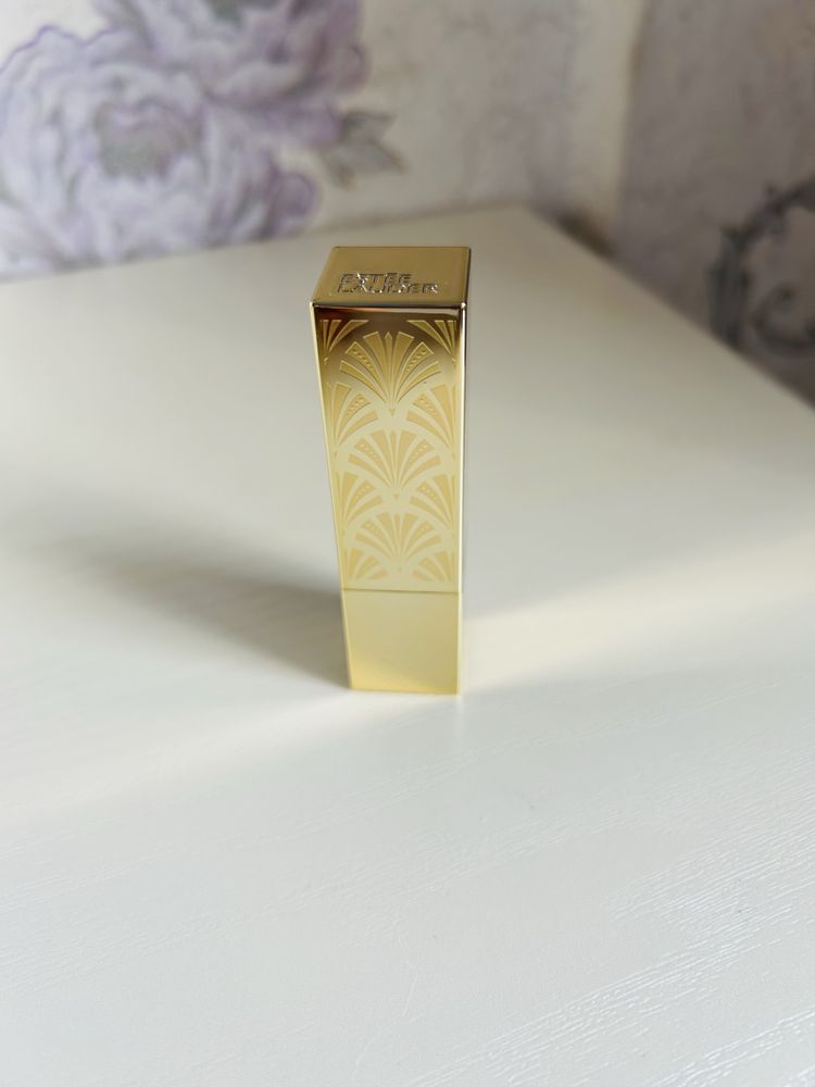 Estee Lauder помада