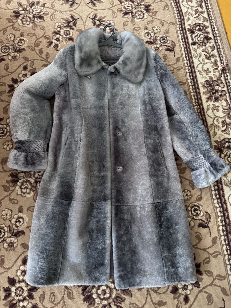 Продам шубу цигейка