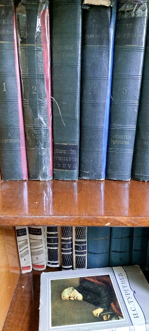 Продаю книги. Б/у по сходной цене. Караганда. Новый город