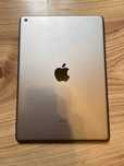 IPad (6 Generation) Вместе с сумкой-чехлом для самого IPad