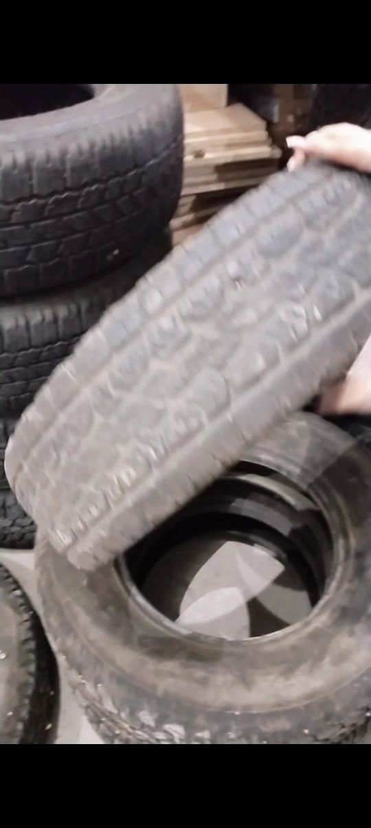 Шины р16 ,продам дл УАЗ