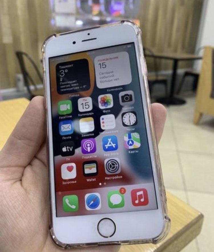 iPhone 6 в отличном состоянии.