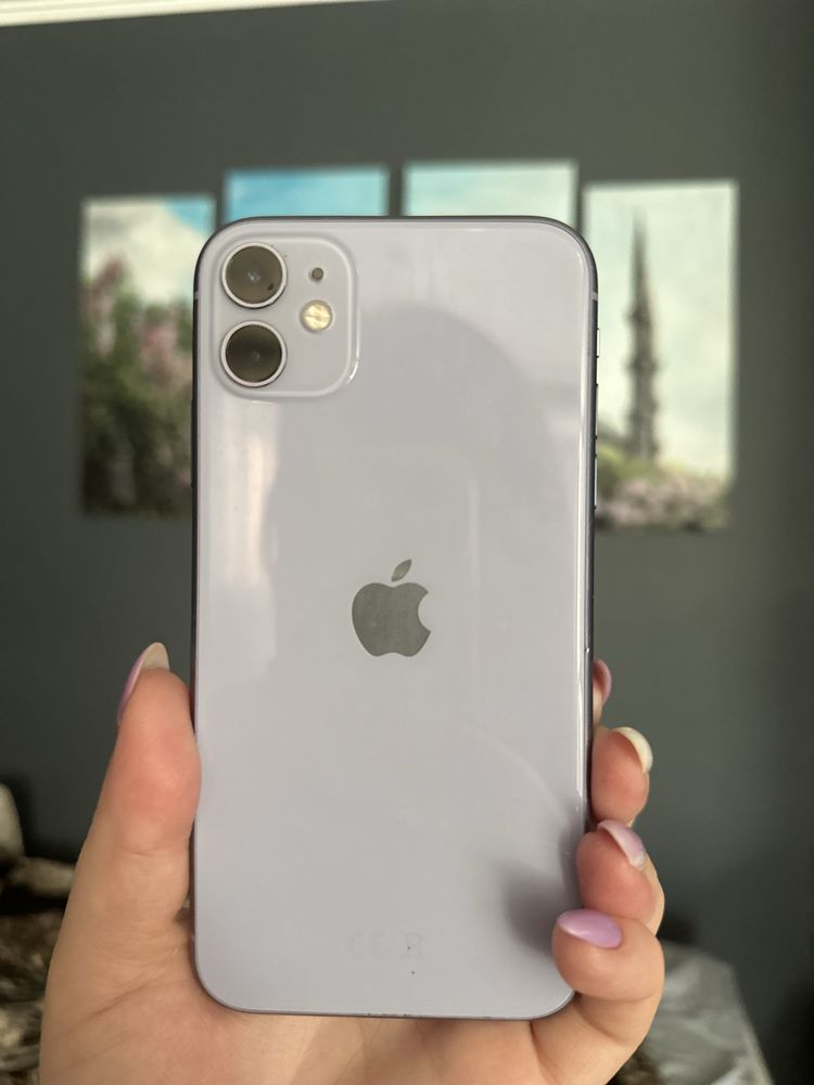 Продам iphone 11