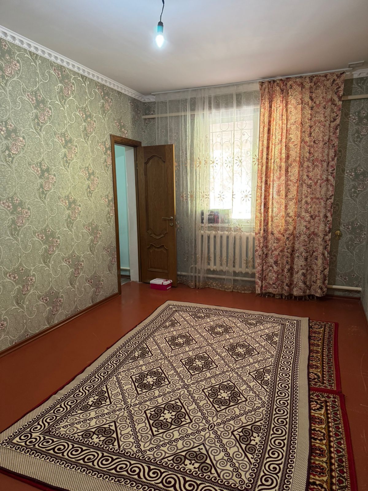 Рахат 2-7 көше 110 уй