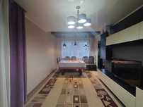 Продается 3 комн квартира, пр Металлургов, евроремонт, 2/5 этаж.