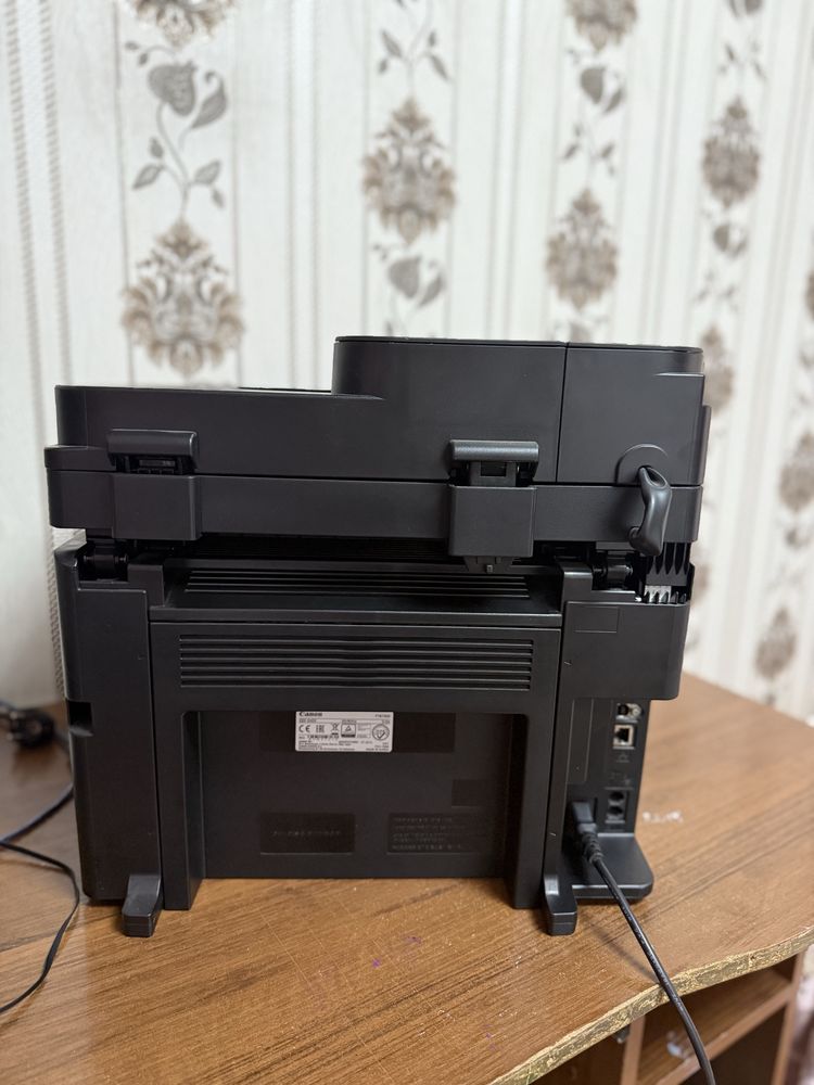 Мфу Canon MF217w