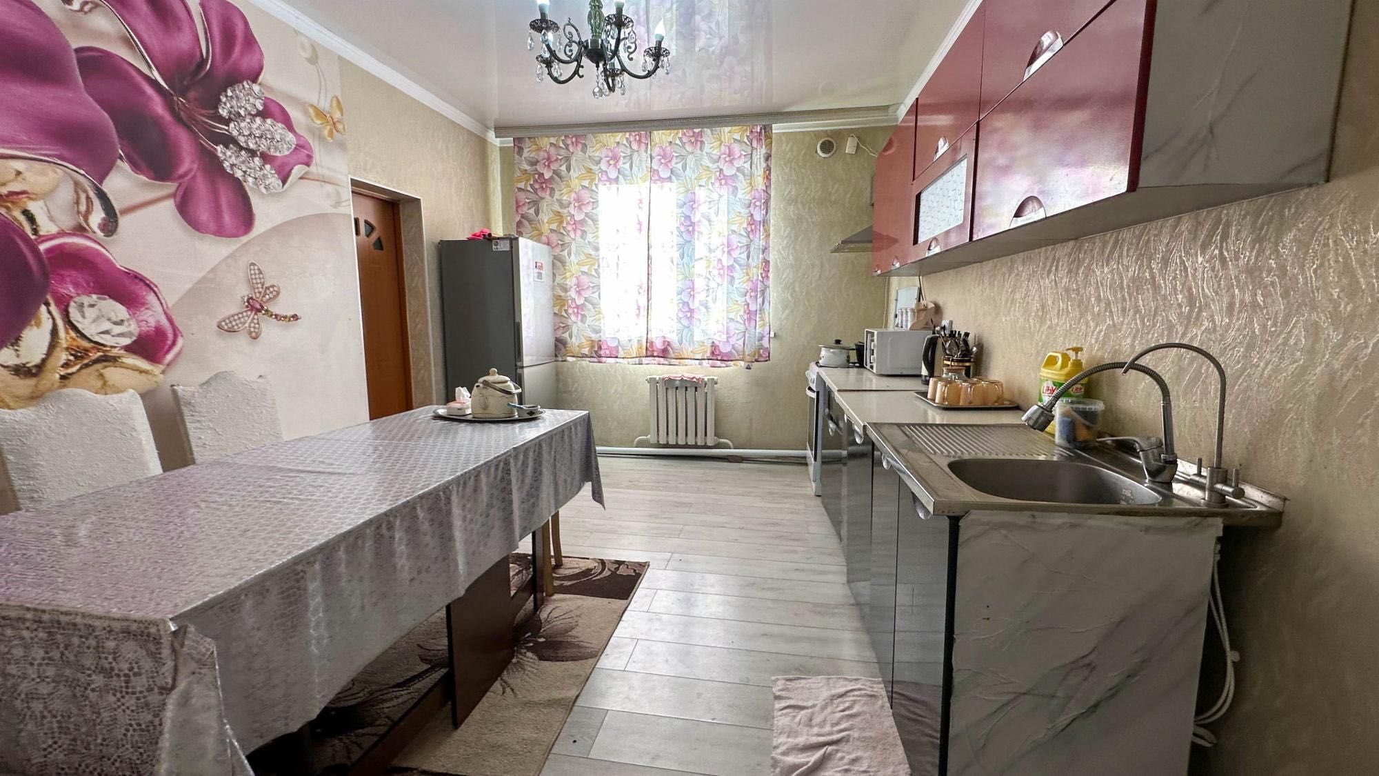 Продается дом с магазином в мкр. Новый Восток