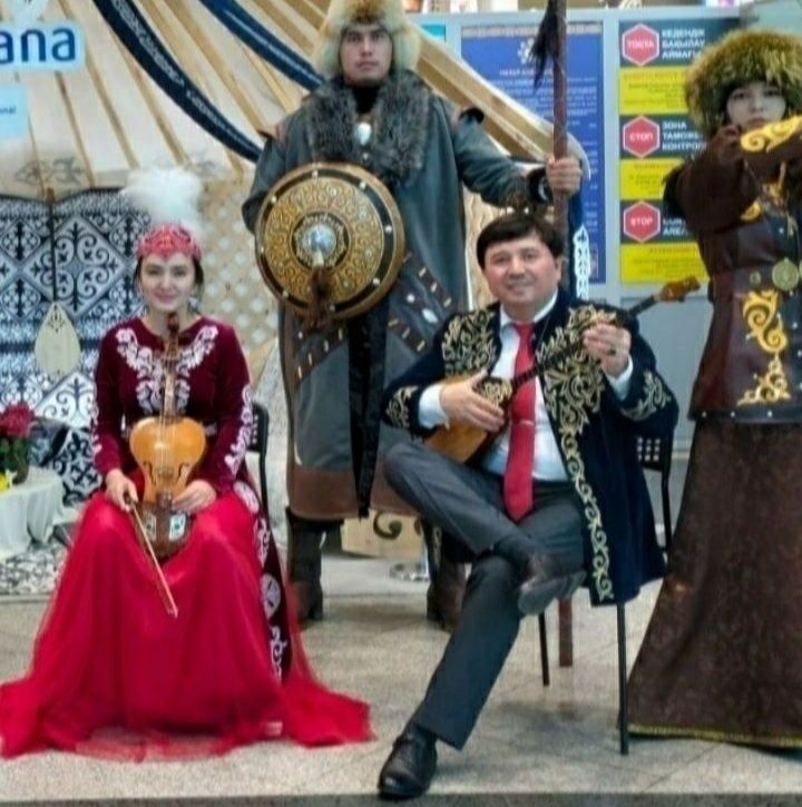 Фольклорлық  ансамбль  60000