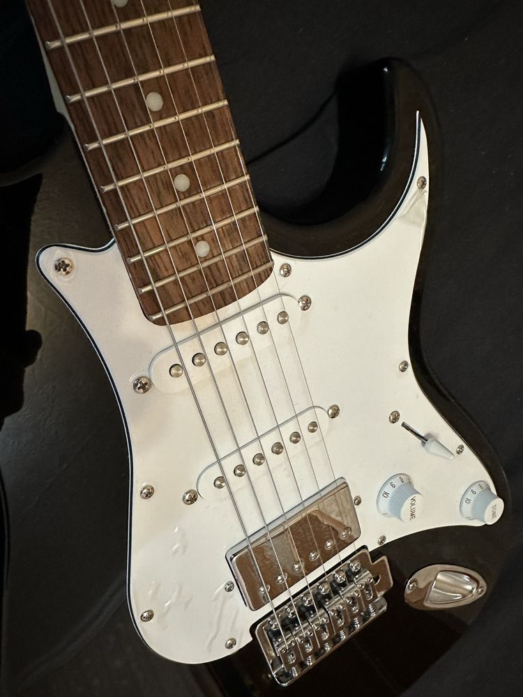 электрогитара cort g110