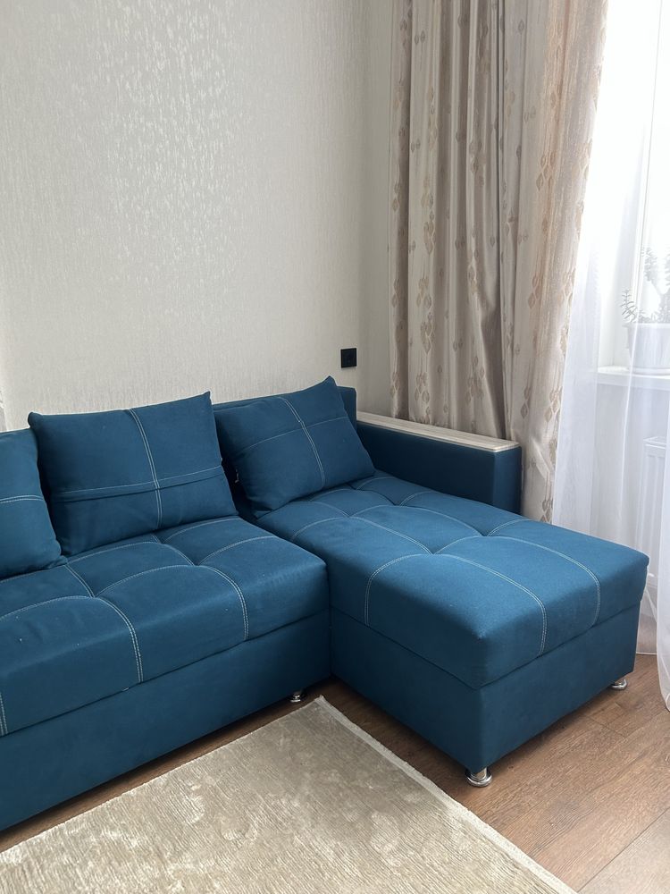 Продаем Диван в хорошем качестве (длина 2,90м.)
