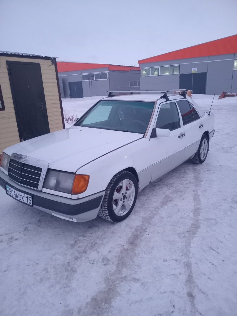Продам Мерседес 124