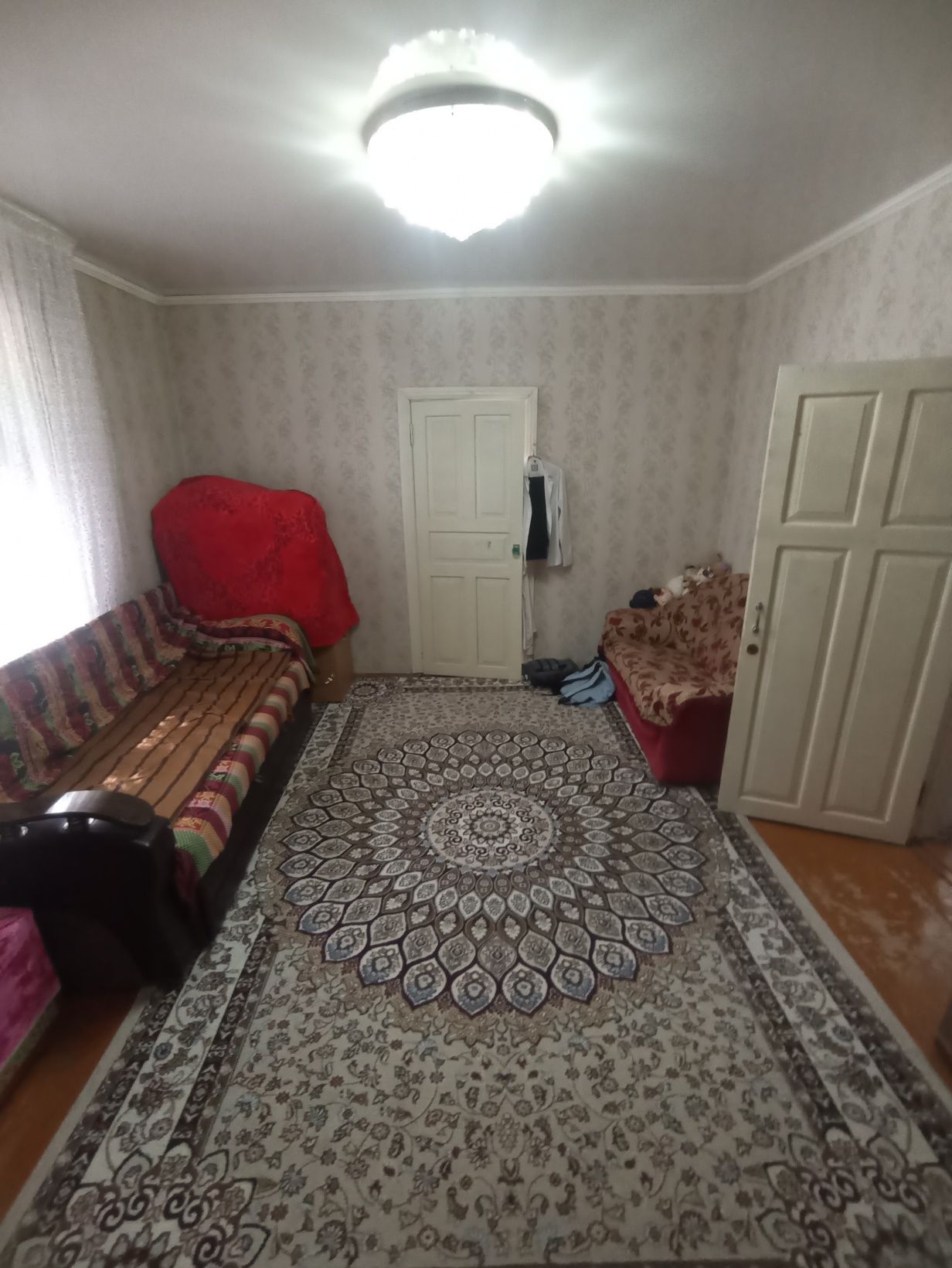 Дом 12 сот, участок 35*40 , р-н зелёный ковер