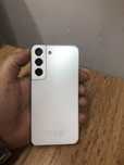 Продам отличный телефон samsung s22,