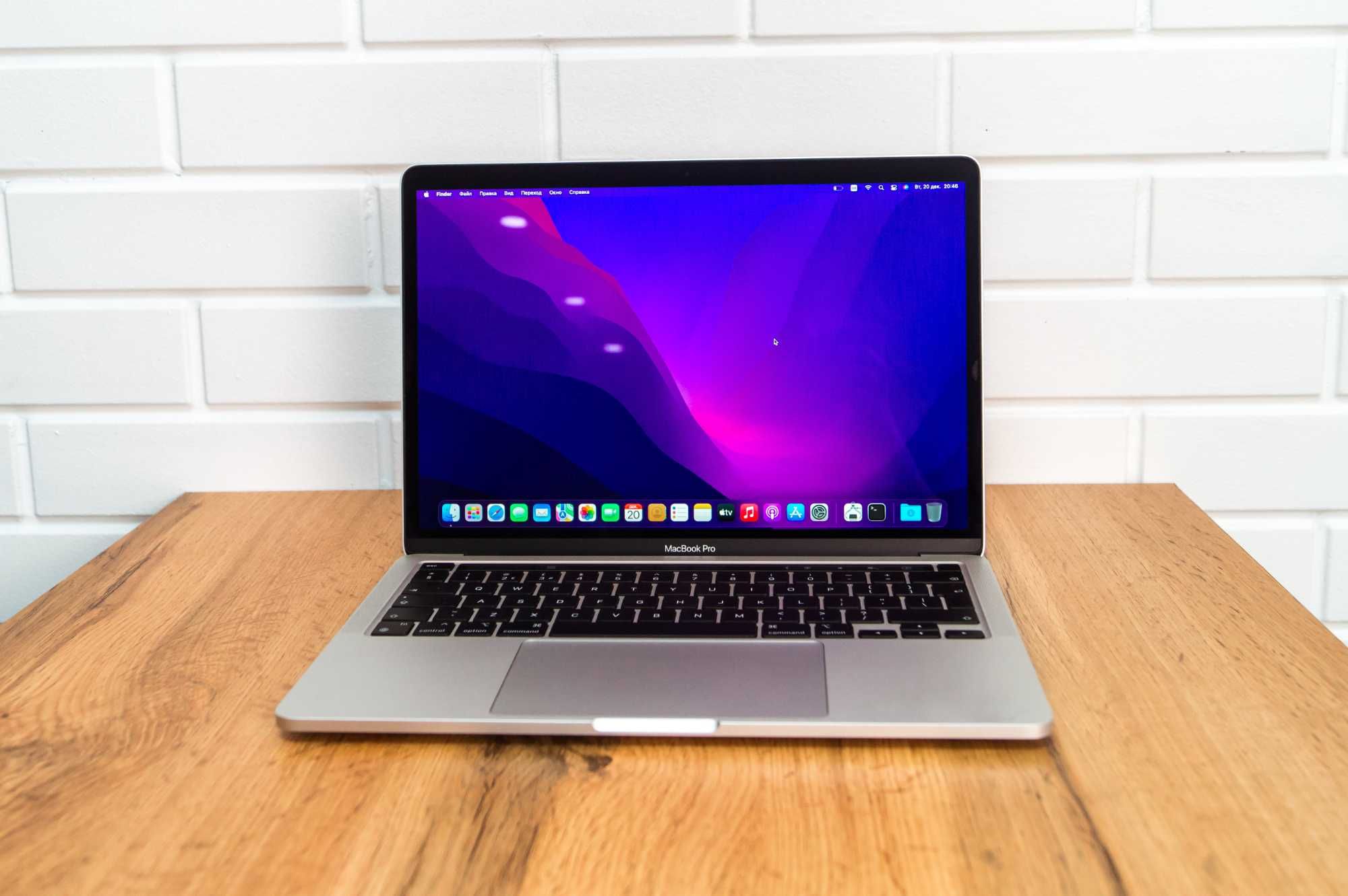 Macbook Pro 13| M1| 8/256ГБ|Гарантия | Магазин Red Geek