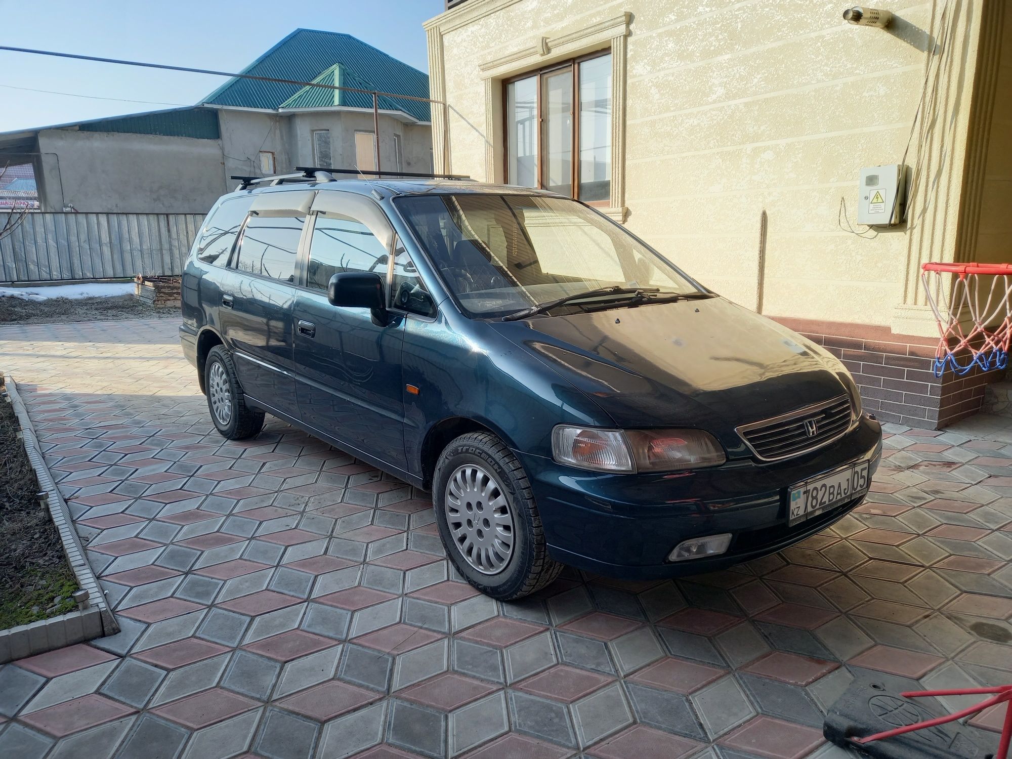 Продам Одиссей 2.3