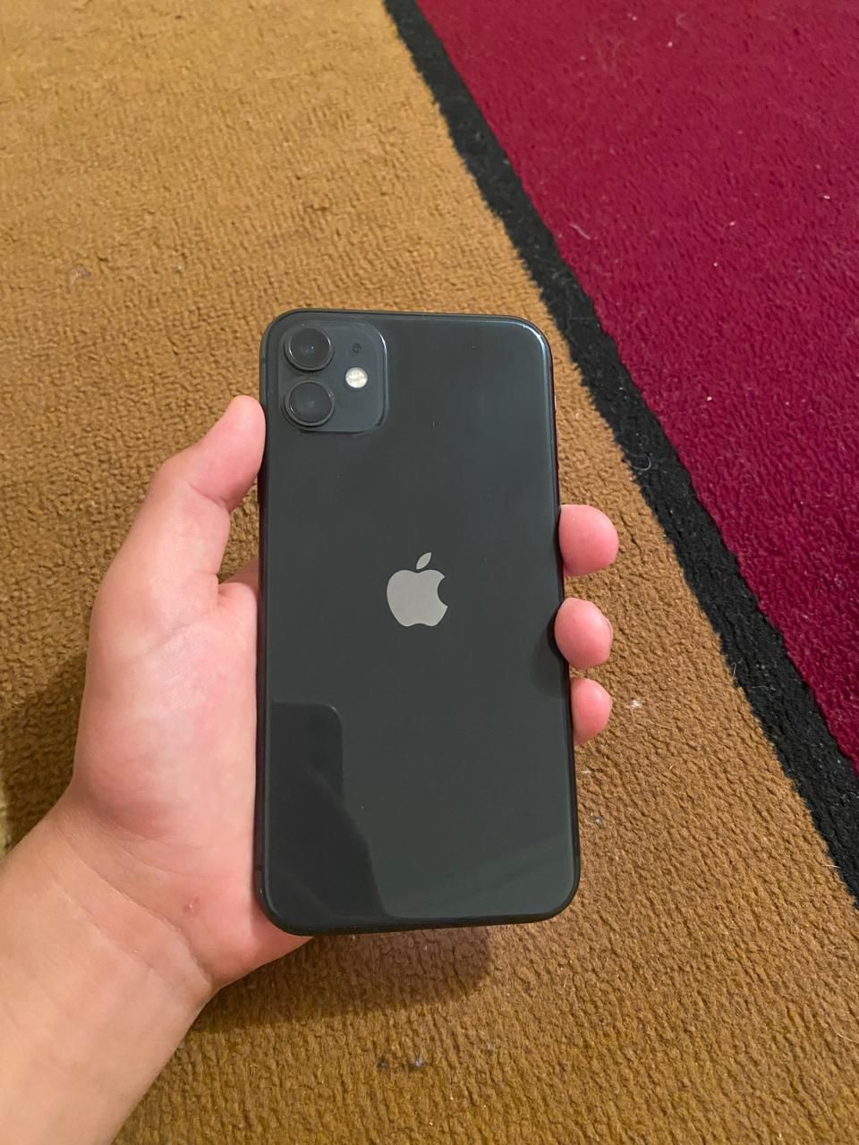 iPhone 11 продам