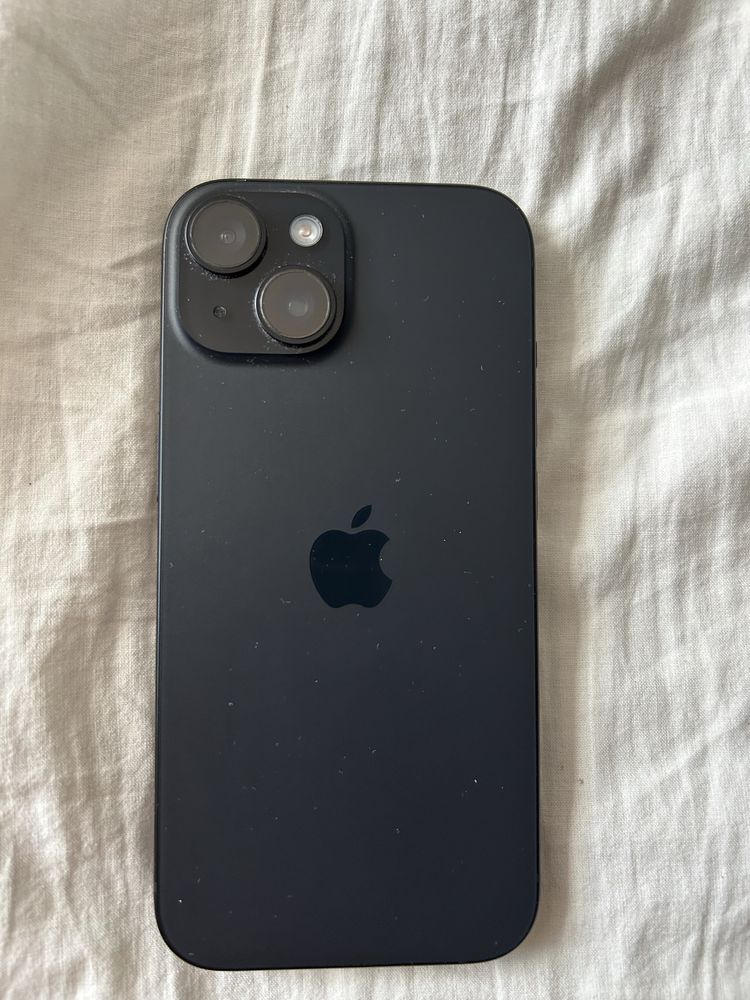 Продам Iphone 15