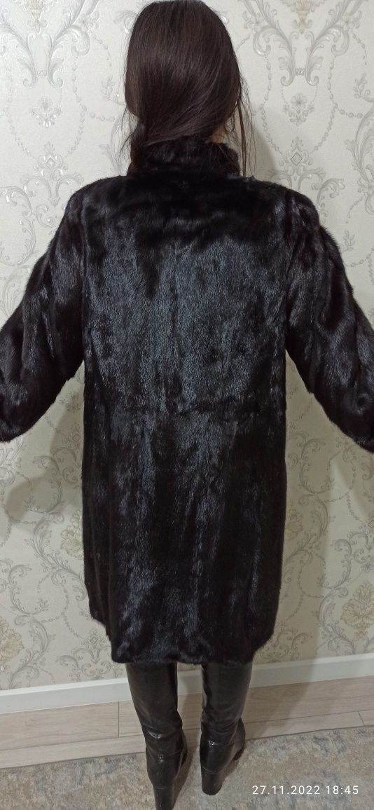Продам норковую шубу, состояние отличное