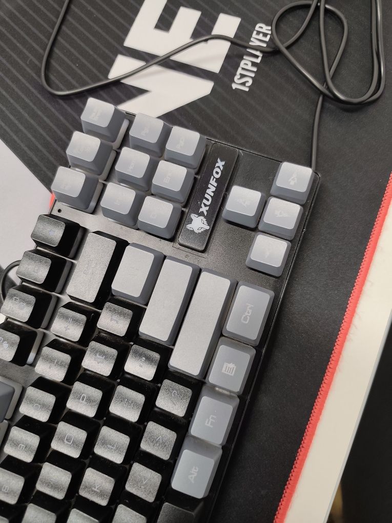 Продам клавиатуру за 4999 тг!