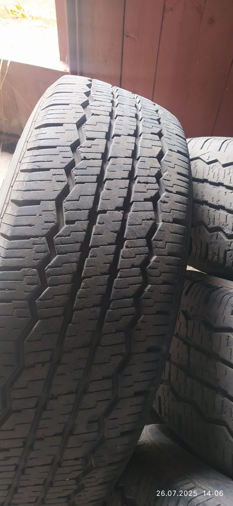 Продам шины 225/70/16