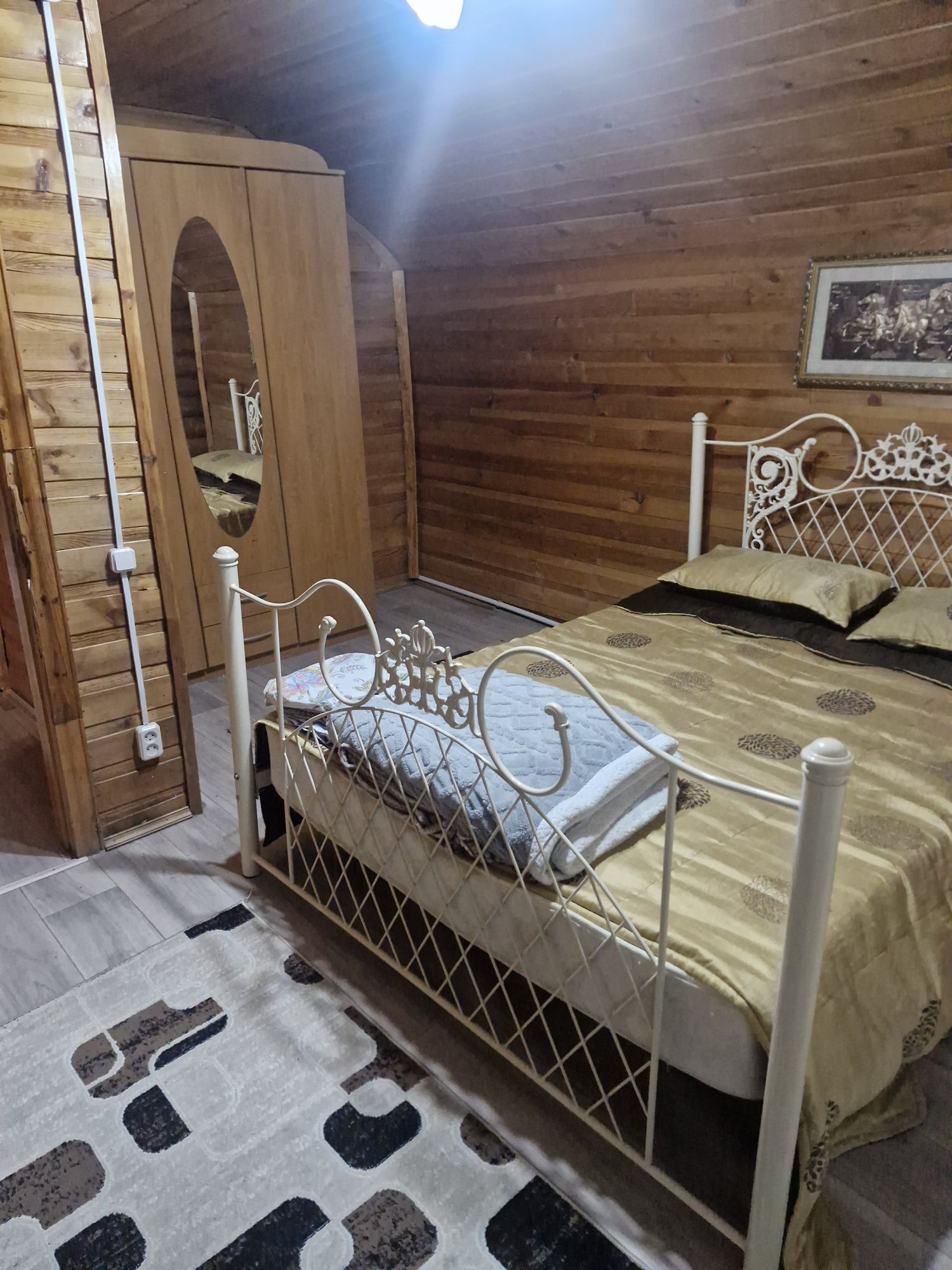 Сдам коттедж в самом центре поселка Бурабай