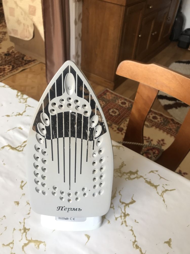 Утюг гладильный