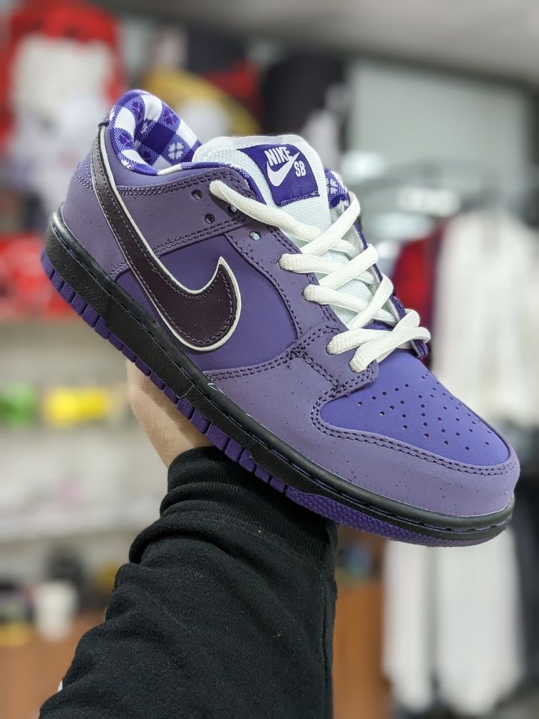Кроссовки Nike SB Dunk Low Lobster