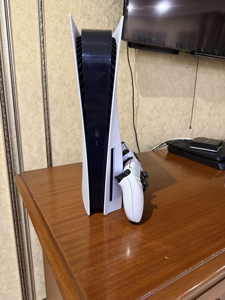 Продам PlayStation5