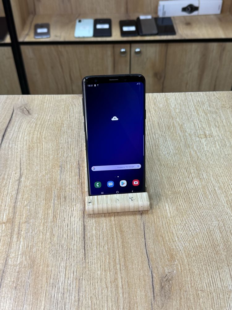 Самсунг S 9 plus черный 64 гб Android 9