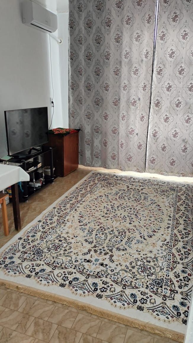 Продается 4 комнатная квартира