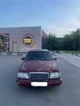 Машина Mercedes-Benz w124 e-class 220