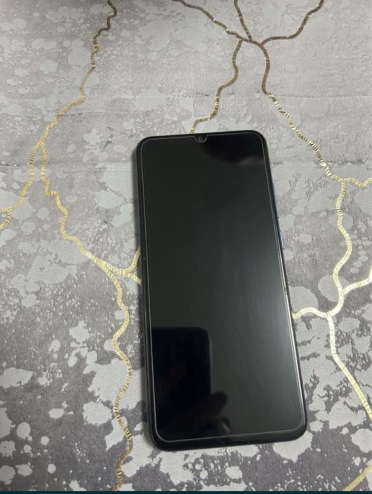 Смартфон Самсунг Galaxy A03