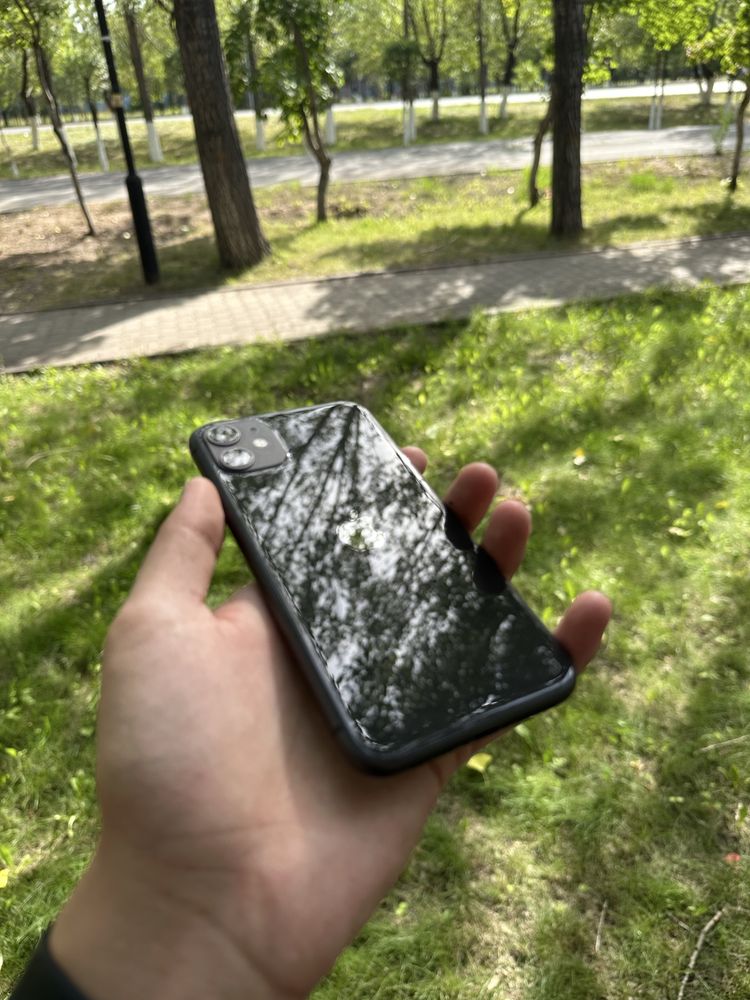iPhone 11 128gb 80% в идеальном состоянии