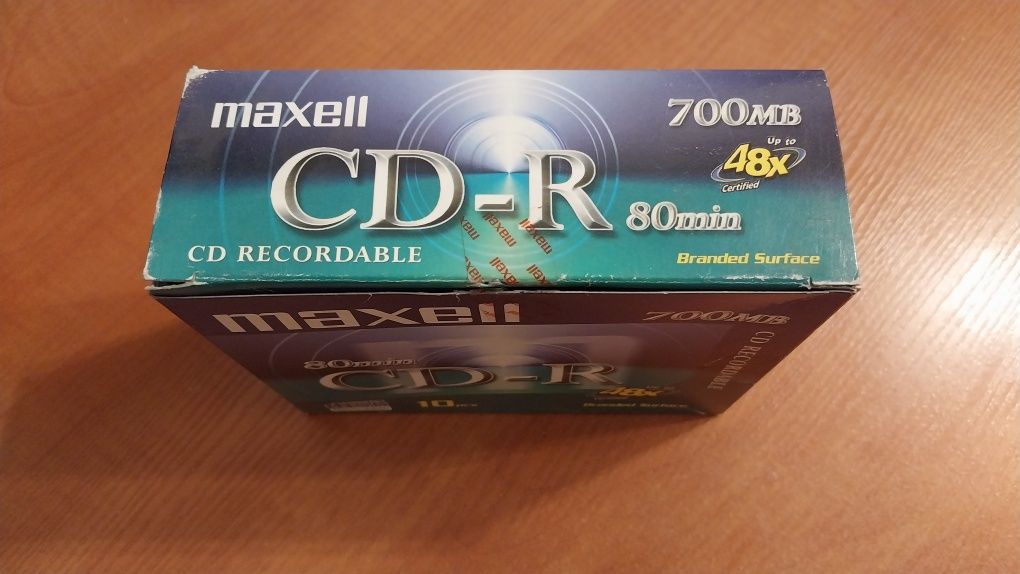 Maxell CD-R 700MB 48X новые диски  болванки