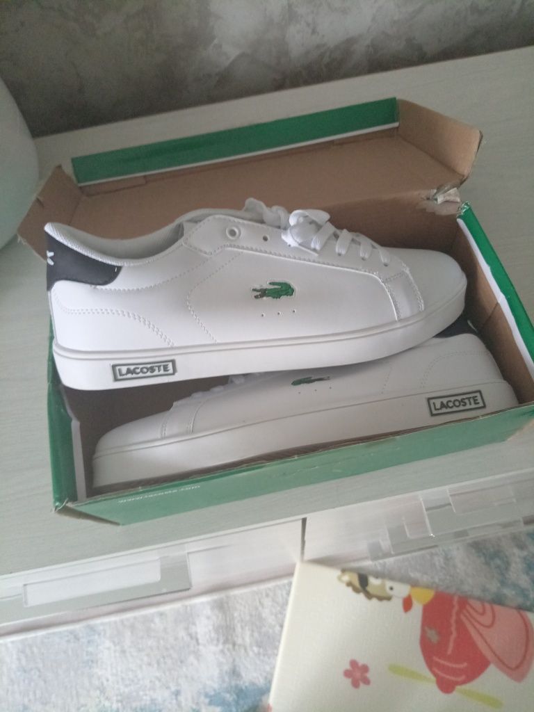 Продам новый мужские красовки фирмы Lacosta