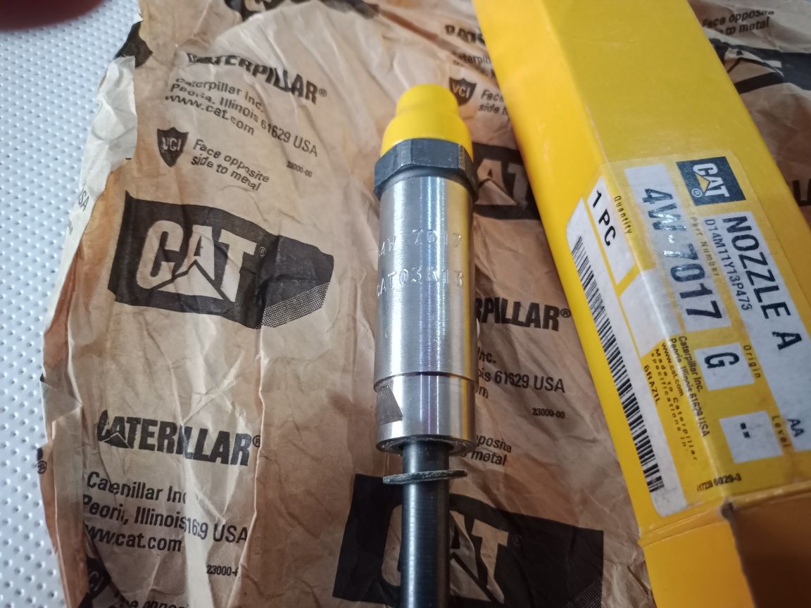 Форсунка новая caterpillar