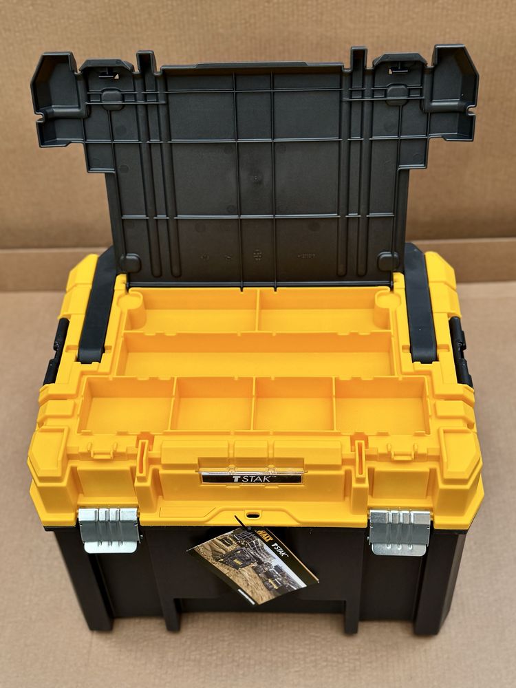 Кейс ящик чехол чемодан для инструментов Dewalt новый, оригинал TSTAK