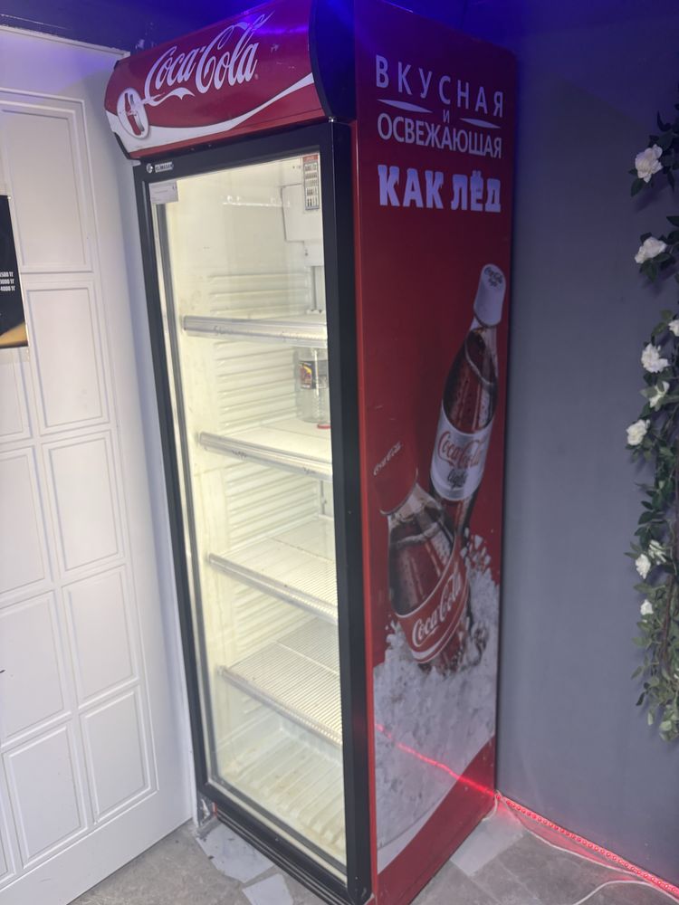 Продам холодильник Кока Кола в хорошем состоянии