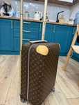 Чемодан Horizon 55 cm LV Louis Vuitton