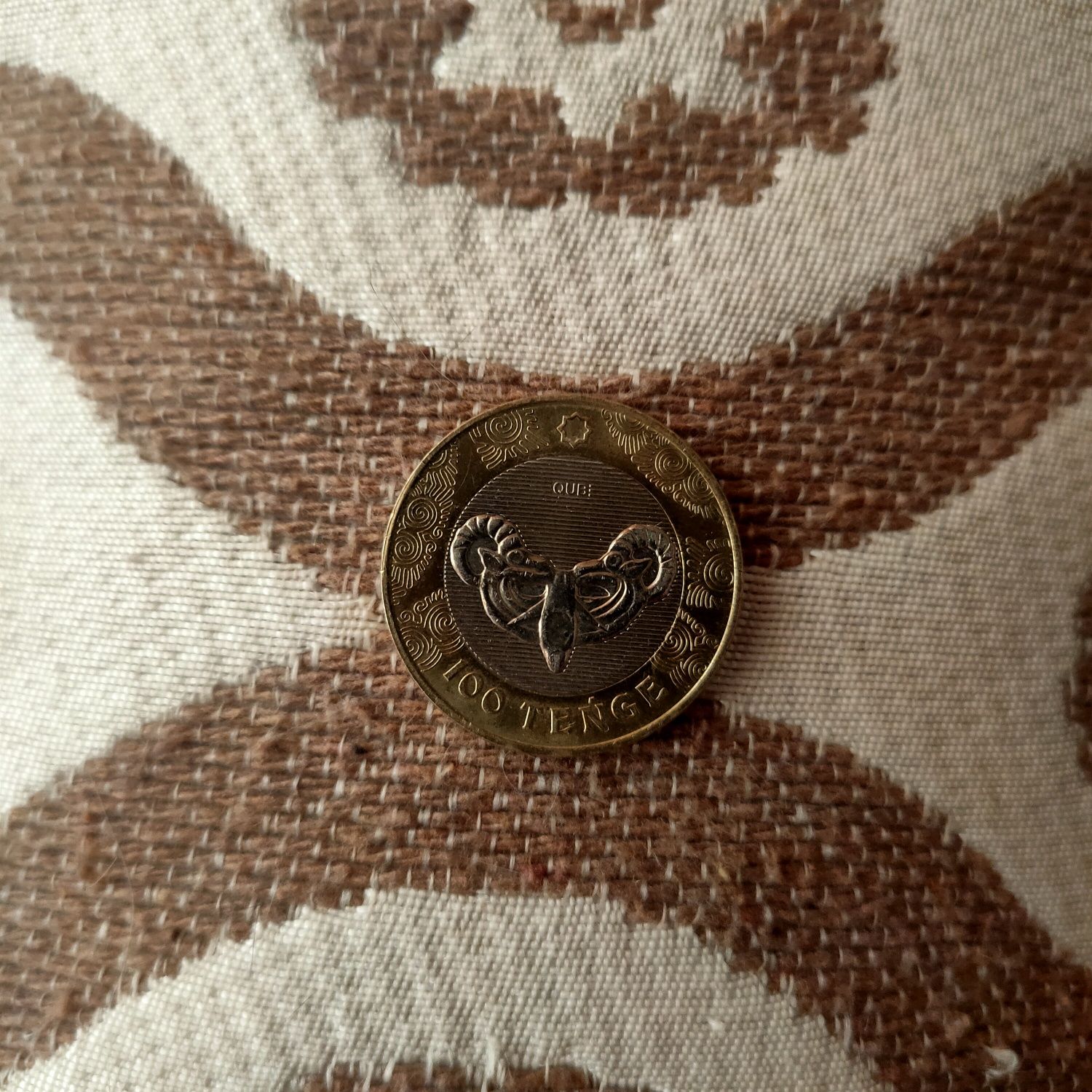 Продам коллекционные монеты