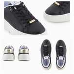 Продам новые женские кроссовки Armani