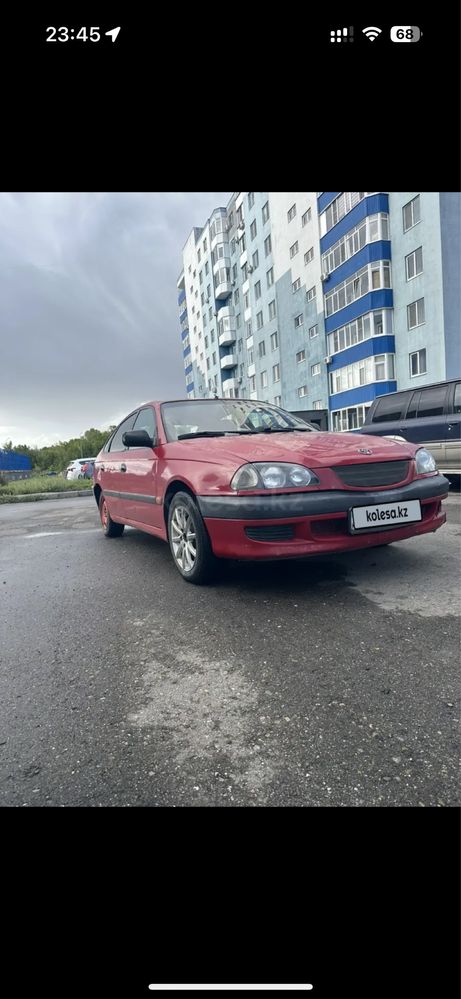 Avensis 1999 продам машину