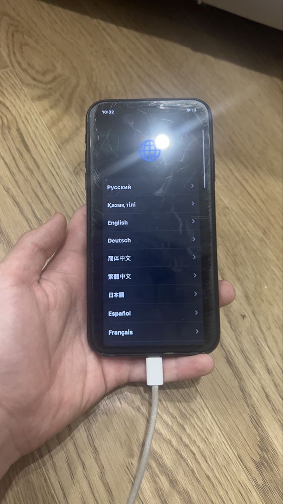 iPhone XR заброшеный
