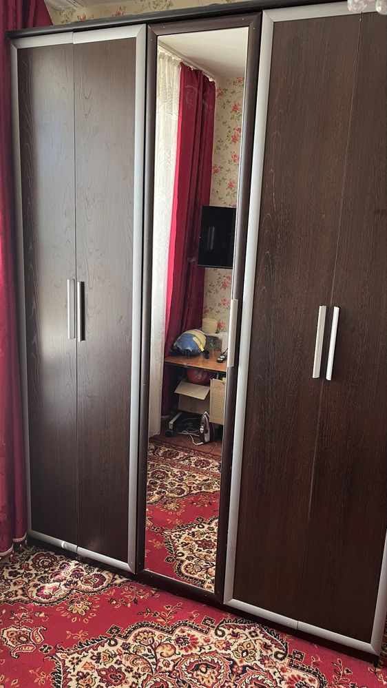 Продам шифонер б/у