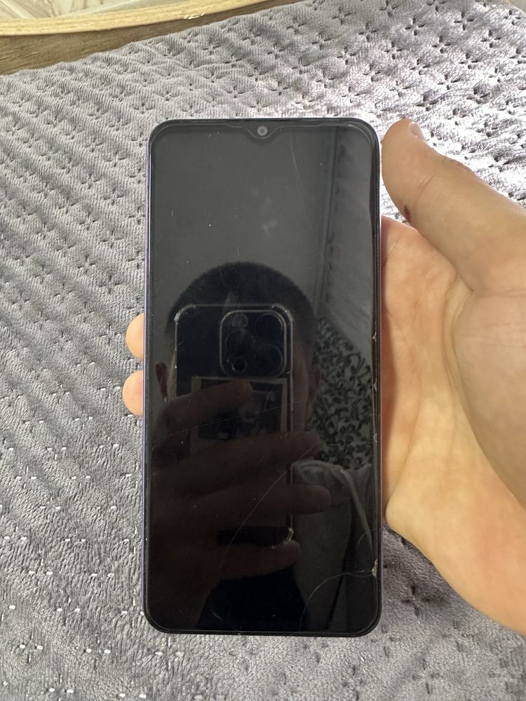Продам Vivo 17s в отличном состоянии