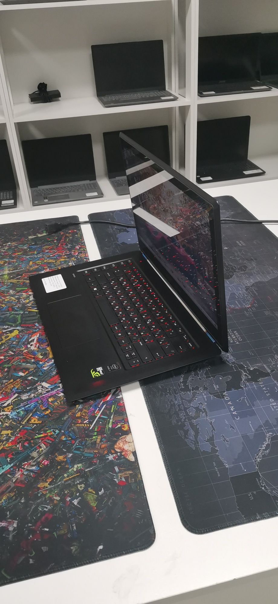 Игровой, сенсорный ноутбук Core i7-4720HQ/ GeForce GTX 960 4гб