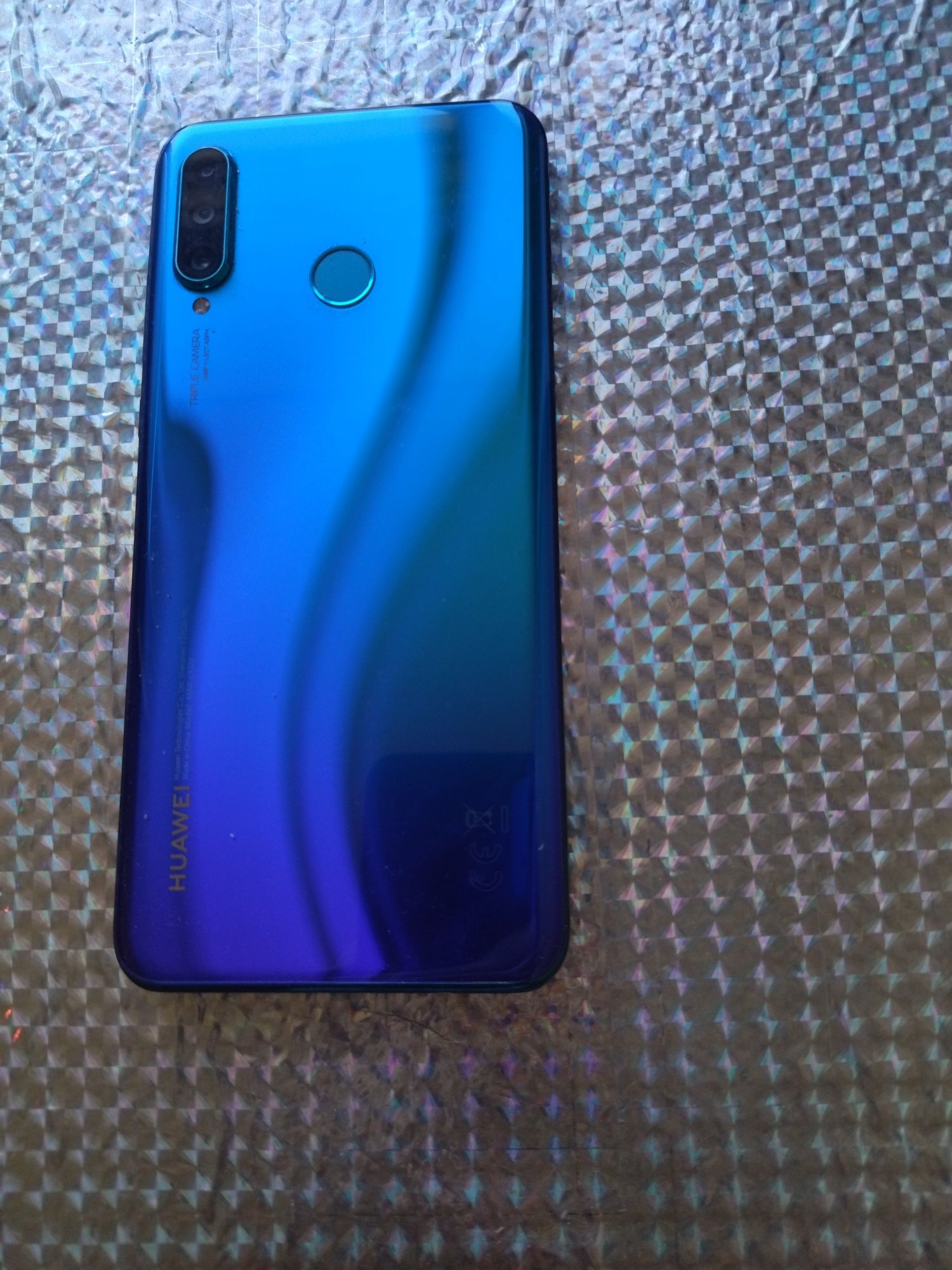 Смартфон Huawei P30 Lite