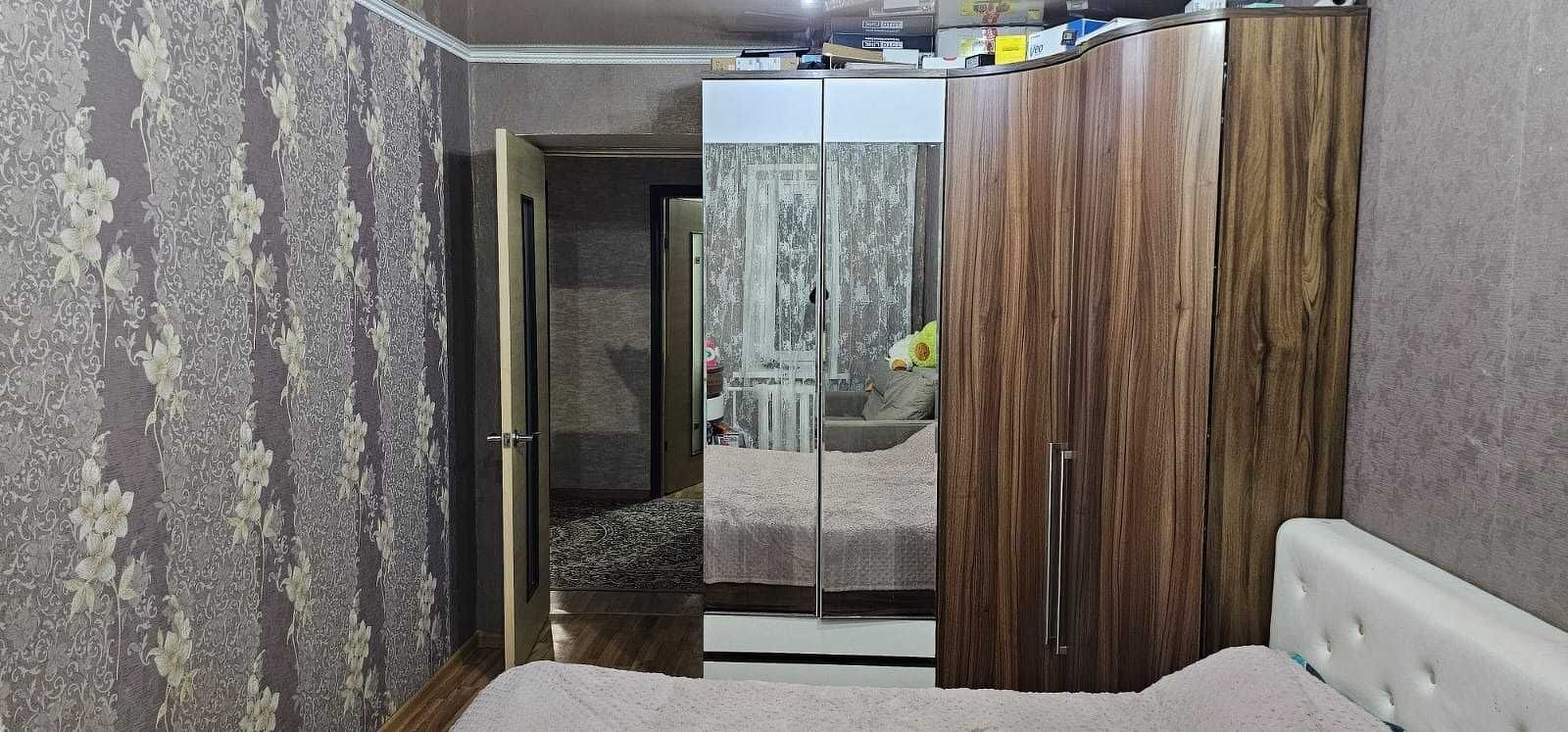 Продам 3-комнатную квартиру в 19 микрорайоне